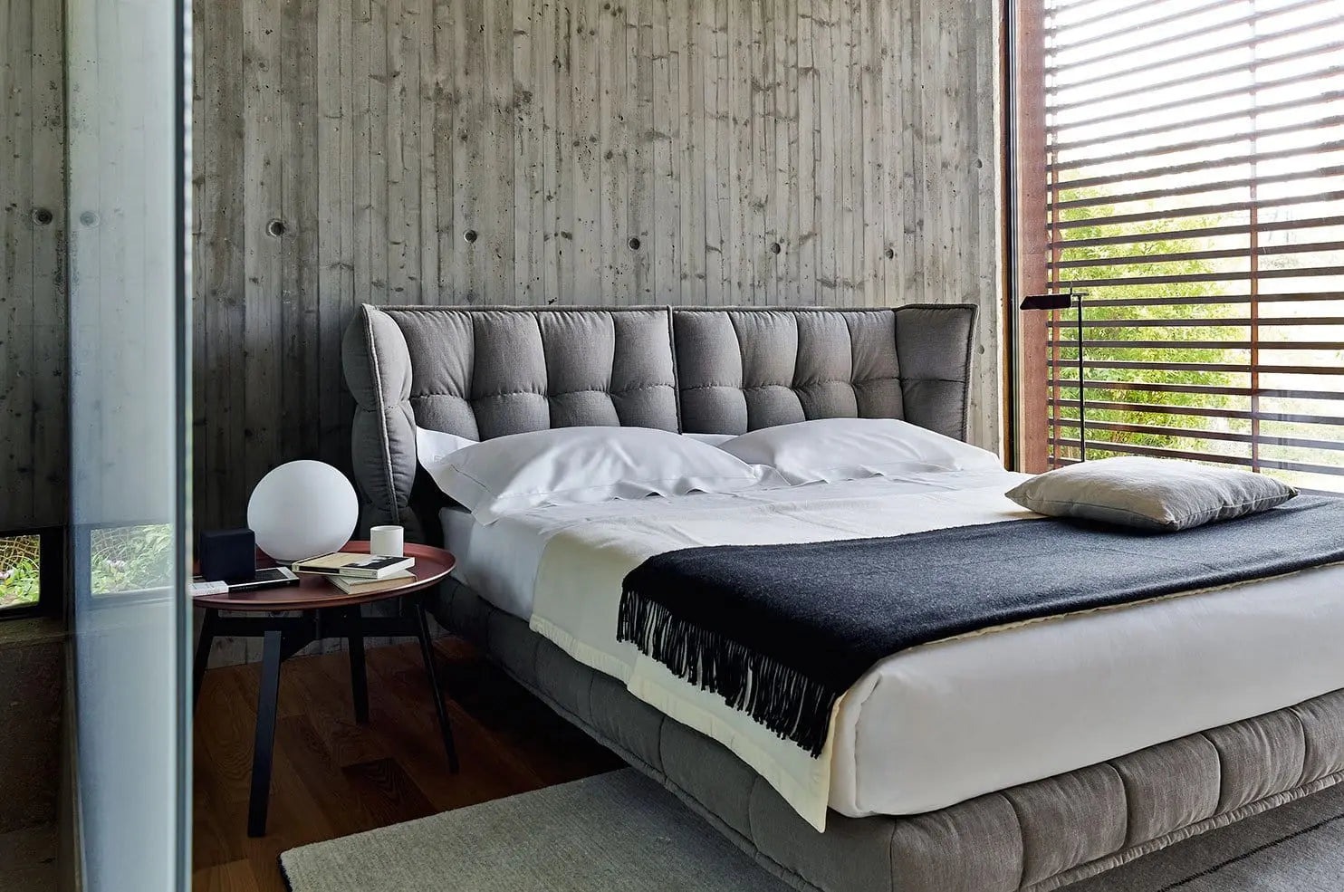 Husk Bed | B&B Italia | JANGEORGe Interior Design
