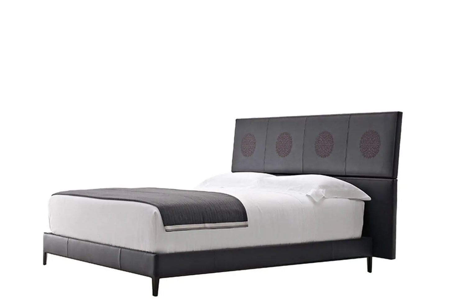 Lucrezia - Erik Bed | Maxalto | JANGEORGe Interior Design