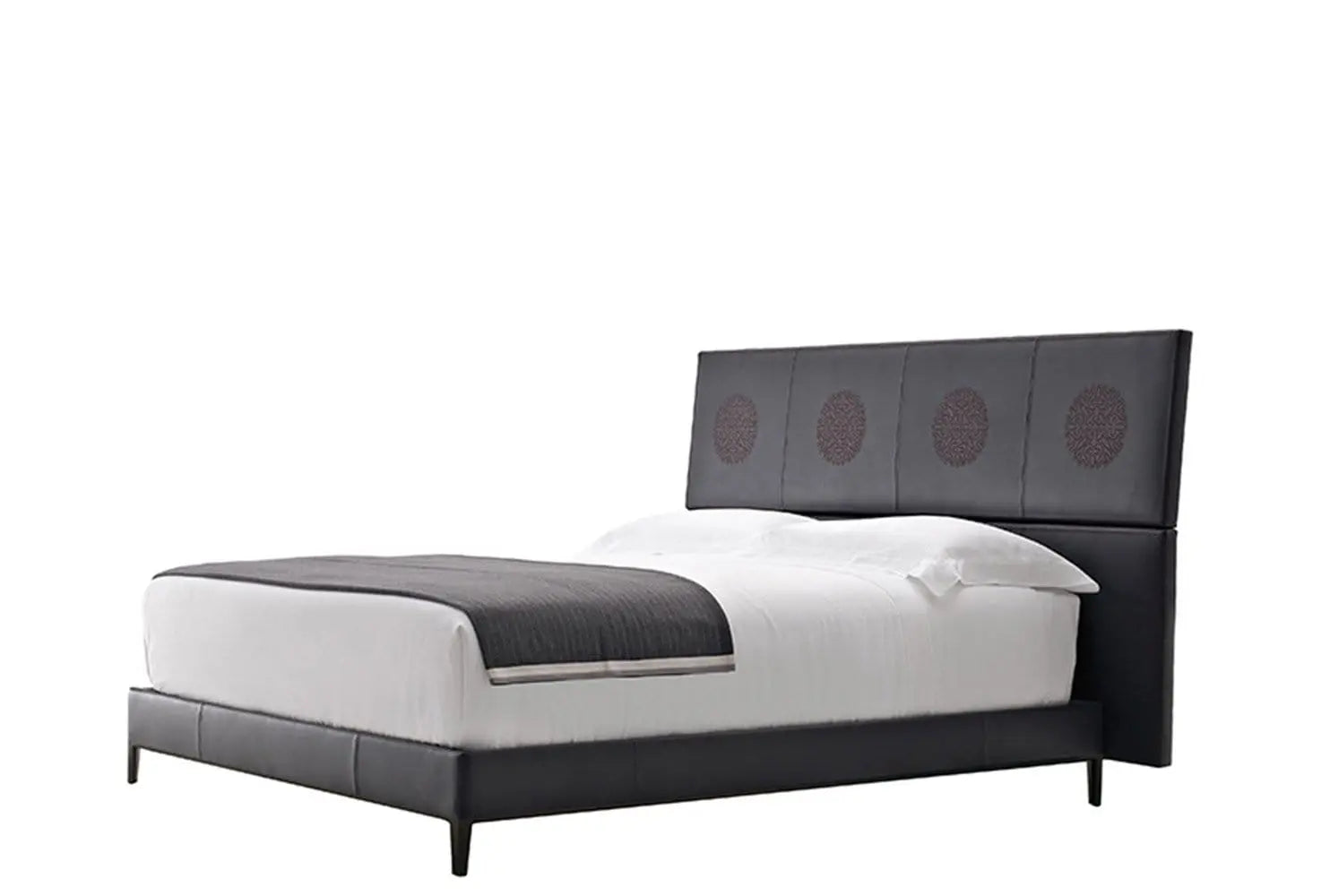 Lucrezia - Erik Bed | Maxalto | JANGEORGe Interior Design