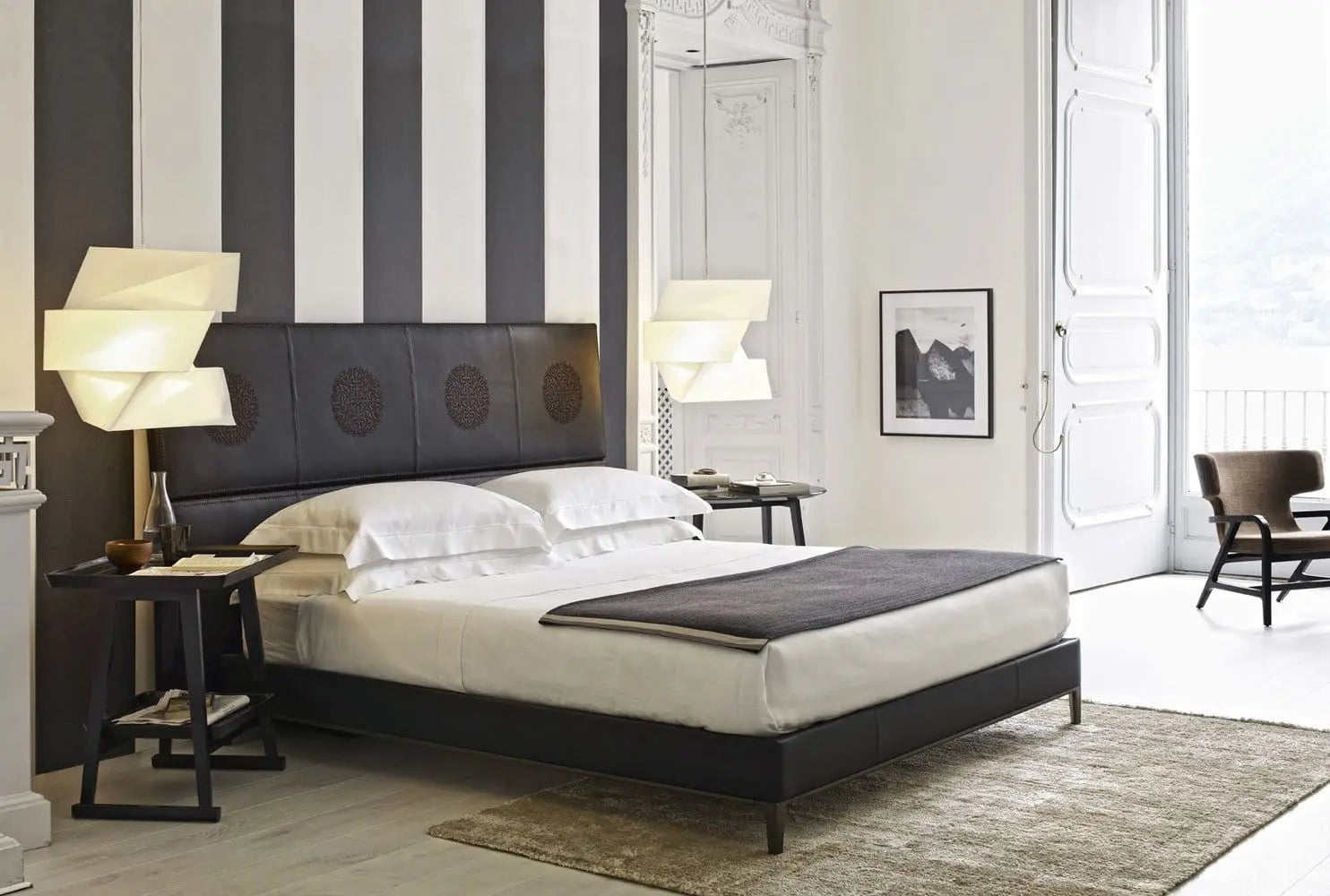 Lucrezia - Erik Bed | Maxalto | JANGEORGe Interior Design
